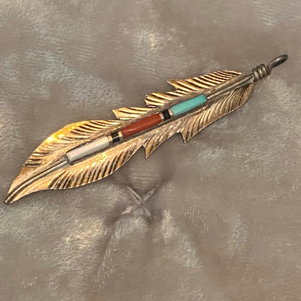 Native American Sterling Inlay Feather Pin 🪶